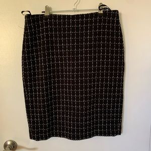 Pencil Knee length Skirt
